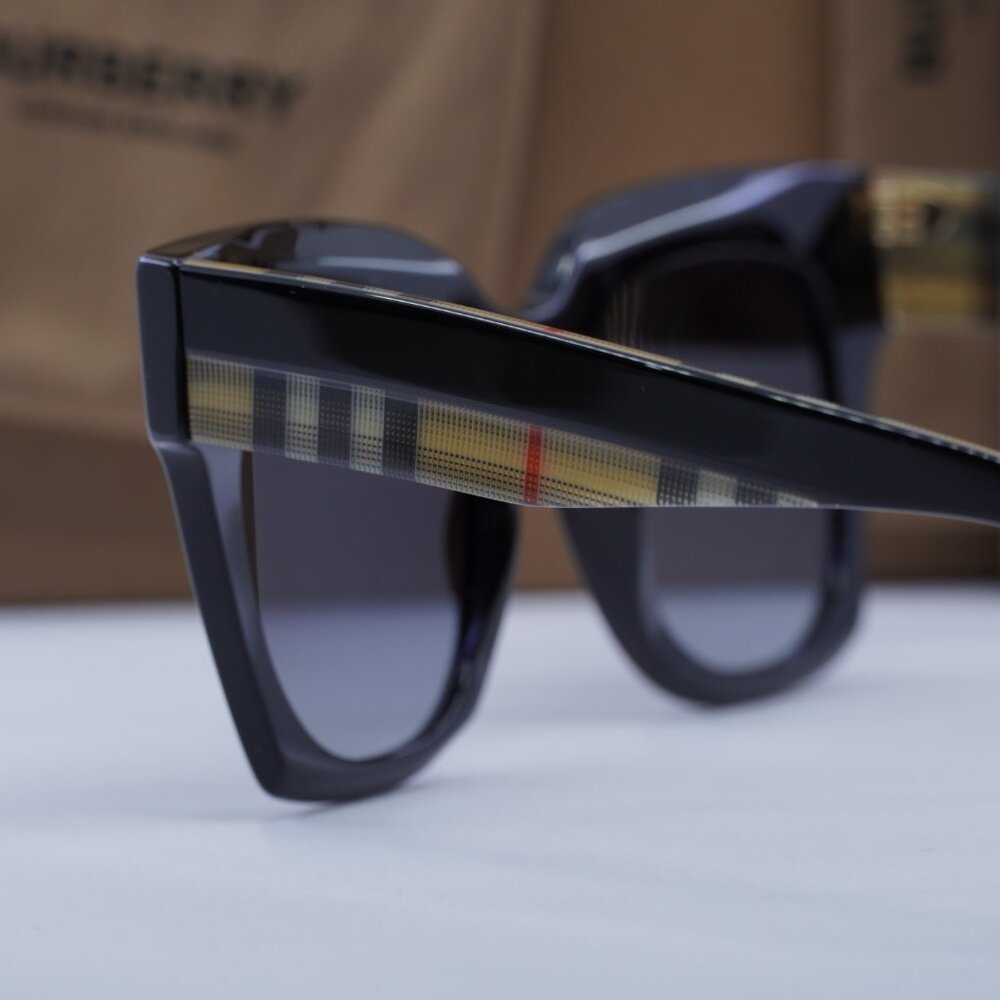 Burberry BE4364 39428G Square Sunglasses - Black / Grey - Picture 3 of 11